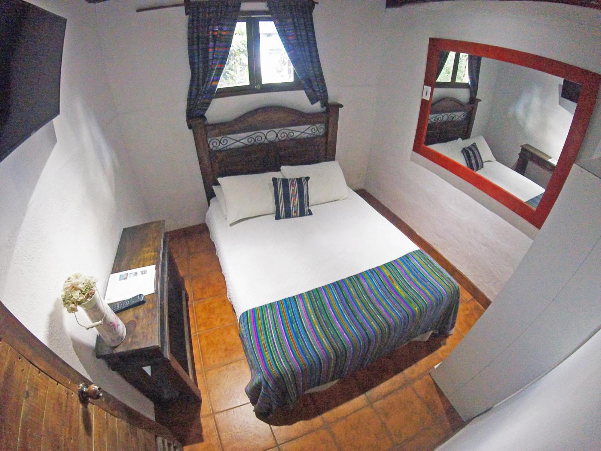 אנטיגואה גואטמלה Hostal Antigueeno מראה חיצוני תמונה