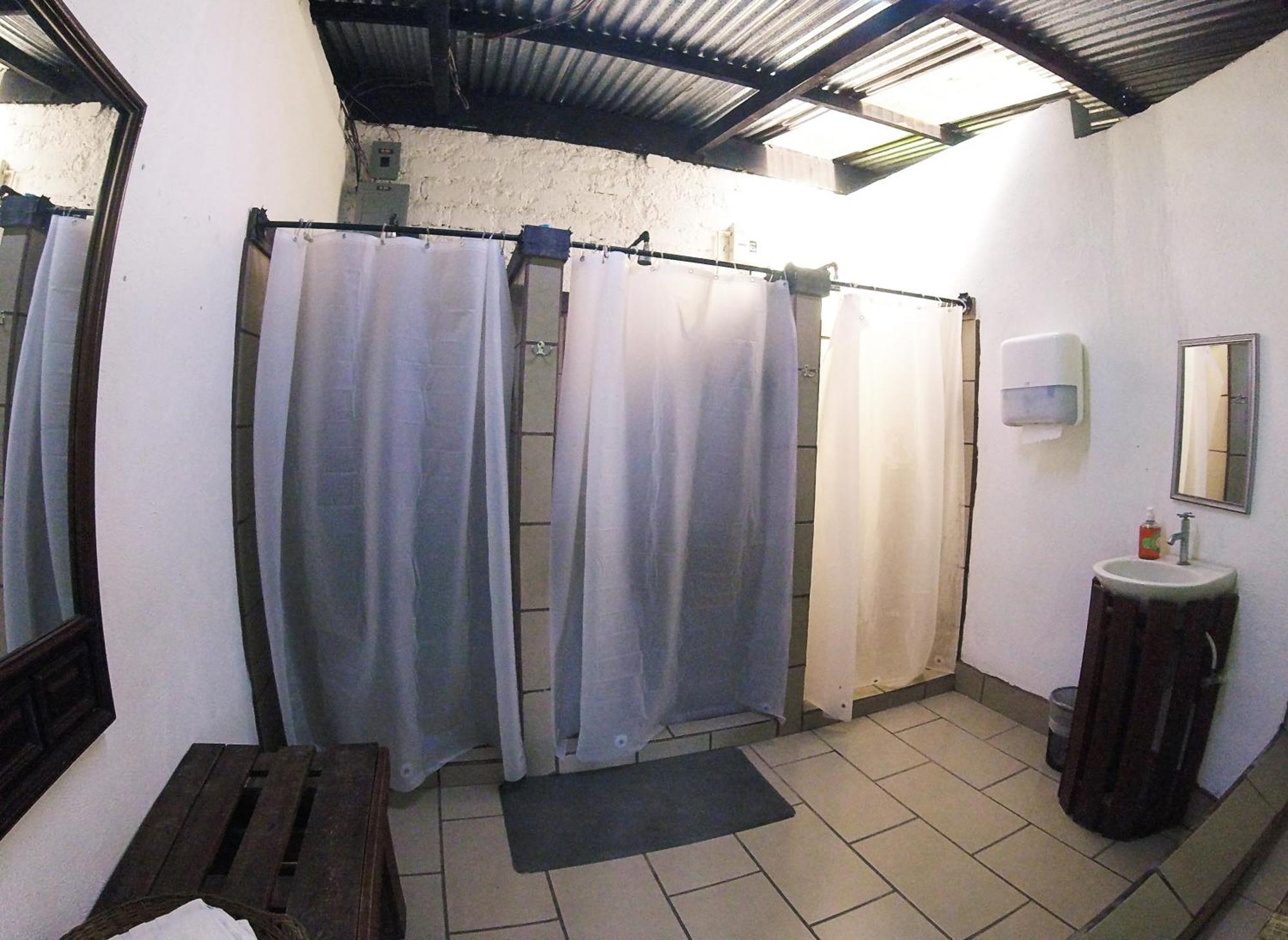 אנטיגואה גואטמלה Hostal Antigueeno מראה חיצוני תמונה
