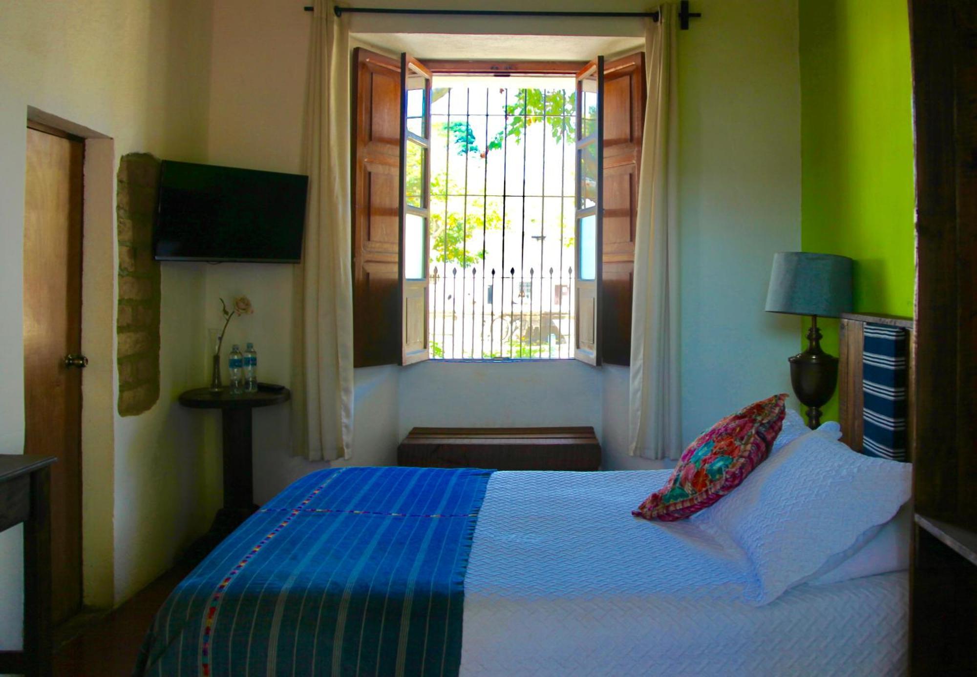 אנטיגואה גואטמלה Hostal Antigueeno מראה חיצוני תמונה