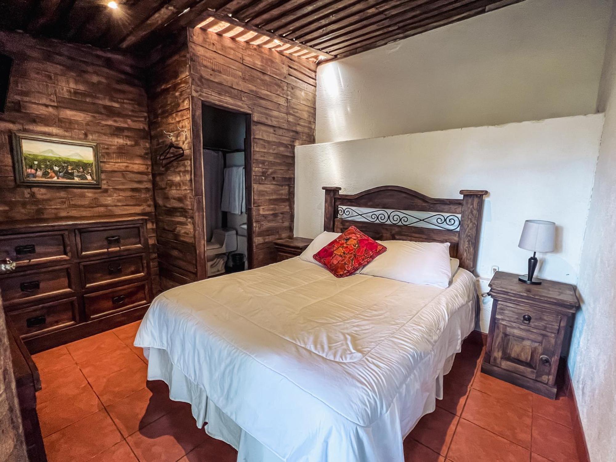 אנטיגואה גואטמלה Hostal Antigueeno מראה חיצוני תמונה