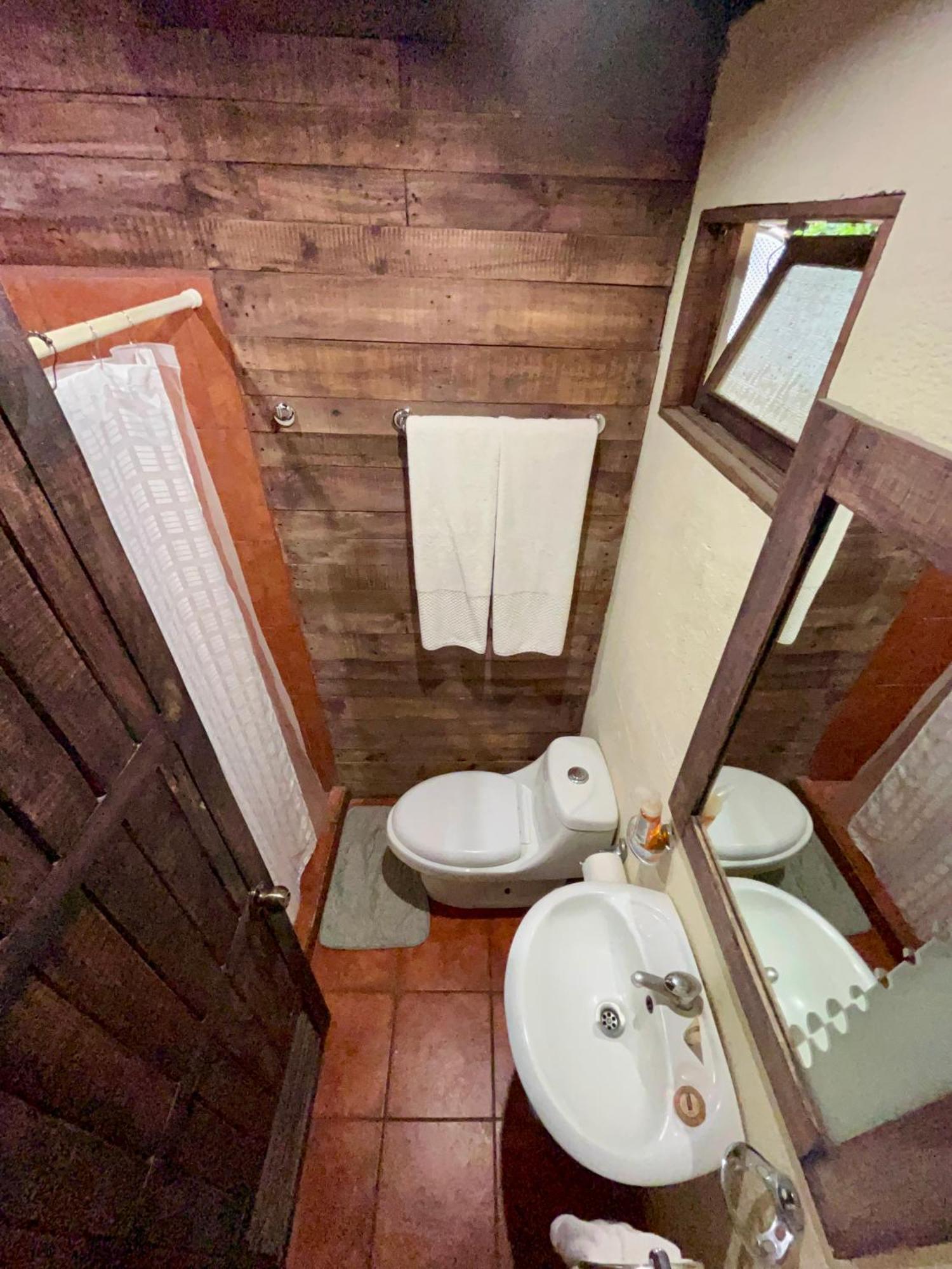 אנטיגואה גואטמלה Hostal Antigueeno מראה חיצוני תמונה