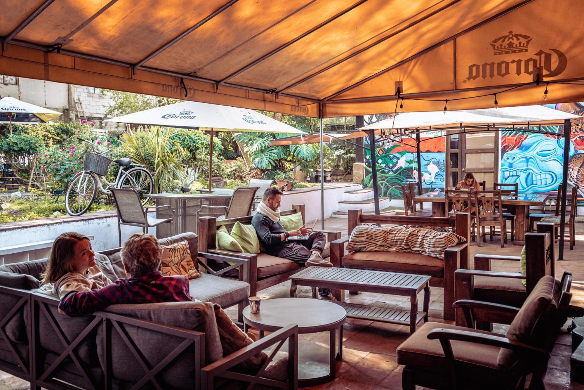 אנטיגואה גואטמלה Hostal Antigueeno מראה חיצוני תמונה