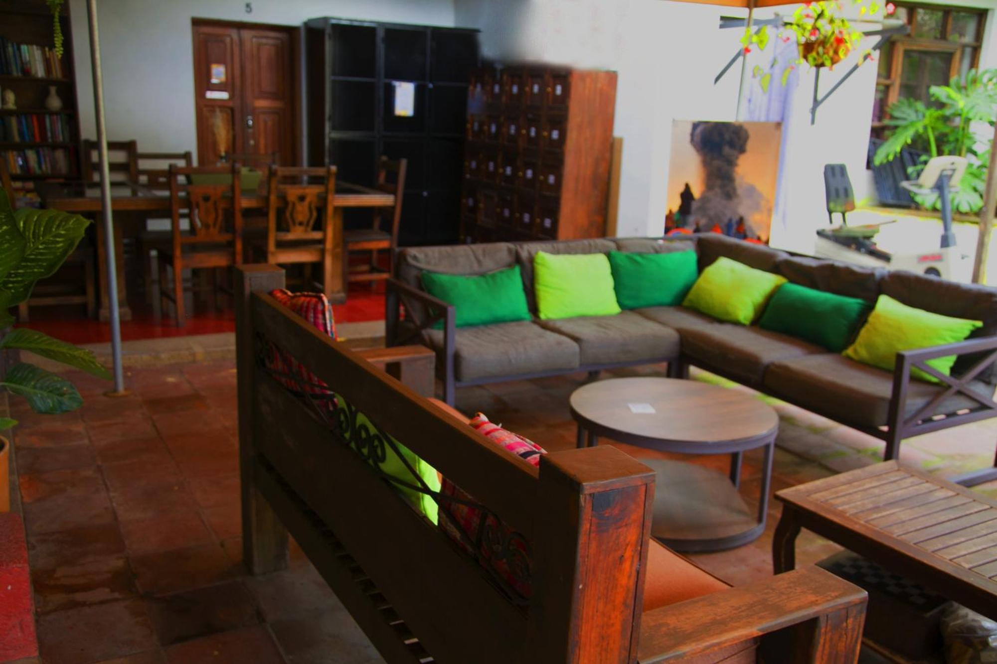 אנטיגואה גואטמלה Hostal Antigueeno מראה חיצוני תמונה